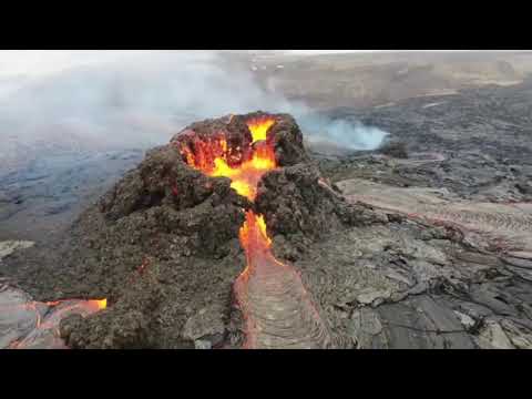 ICELANDIC VOLCANIC ERUPTION 🌋 2021......