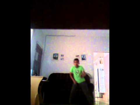 MC  k- Walla -  pega latinha e e  balança Fábio