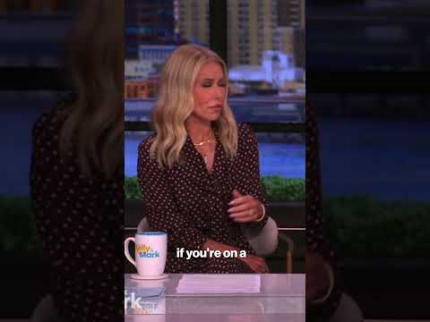 Kelly Ripa Roasts Mark Consuelos For Falling Asleep At Restaurant "In The Middle Of Dinner" #shorts