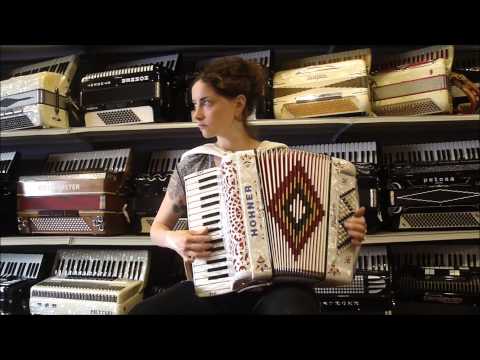 HANLATII - Hohner Anacleto Latino II MM 72