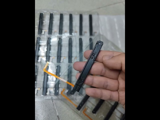 Vídeo relacionado con RongZy 2 Piezas Riel para Nintendo Switch OLED Riel Deslizante Mando Reemplazo Deslizante Derecho e Lzquierdo con Reparación de Cable Flex para Nintendo Switch OLED con Herramienta de Reparación