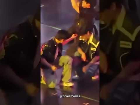 like a scene from a movie 🎞️ [#straykids dominATE tour | #leeknow #seungmin ]