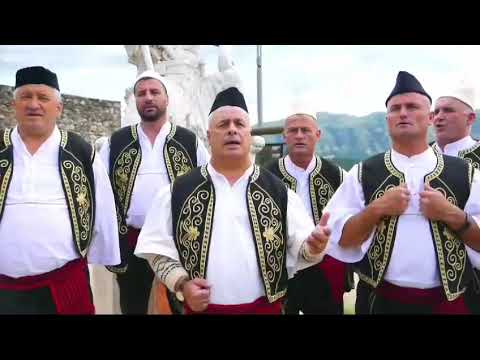 Grupi Jehona Labe! Nje kenge kushtuar fshatit Kuç! Teksti Engjell Kondi!!