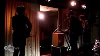 Foxygen - In The Darkness (3voor12 Session)