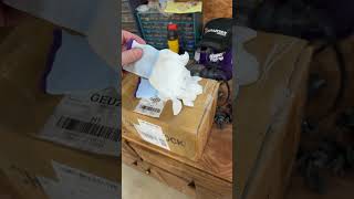 How to Change Head Light Bulbs on a Kia Forte
