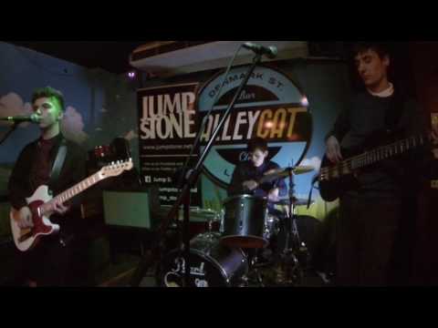 Let's Herself Down - Jump Stone | Live from The Alley Cat