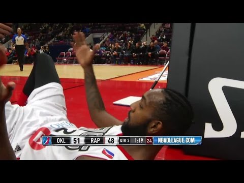 CJ Leslie rises for the jam!