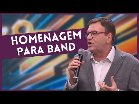 Sérgio Maurício mostra tatuagem feita para celebrar trabalho na Band