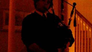 Bagpiper -- enter the Haggis