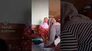 Download lagu cara cuci kaki ibu yg benar mp3