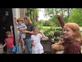 Oer-Rotterdamse vriendinnen Jacintha en Petra kraamden in veertig jaar duizenden baby's