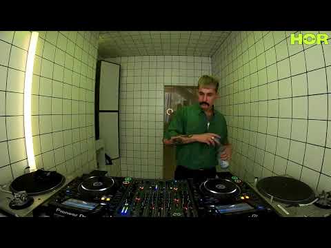 Pablo Bozzi / October 1 / 5pm-6pm