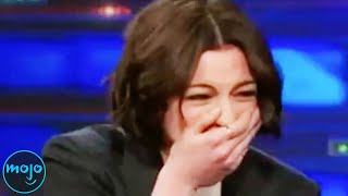 Top 20 Funniest Times Celebs Couldn't Stop Laughing MQDEFAULT Thumbnail