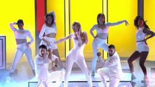 Iggy Azalea - Beg For It (People&#39;s Choice Awards 2015) HD
