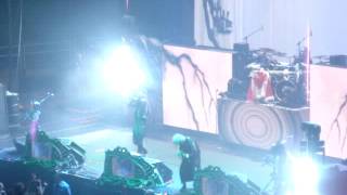ROB ZOMBIE perform &#39;Living Dead Girl&#39; and &#39;Let It All Bleed Out&#39; in 2010