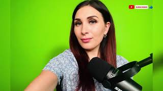 Laura Loomer In Bikini Is A Feast For The Eyeballs