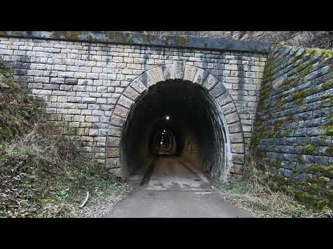 Margeciansky tunel - prechadzka osvetlenym tunelom