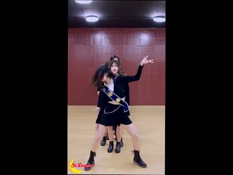 [RELAY DANCE] 우주소녀(WJSN) - 꿈꾸는 마음으로(Dreams Come True) cover by St.LUNAR  FROM THAILAND