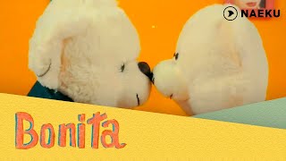 Bonita Music Video