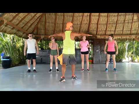 Internacionales - Bomba Estéreo - Mao Aceves - Class