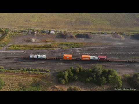 4MA5 Pacific National Container Train At Gheringhap (8/11/2023) - PoathTV