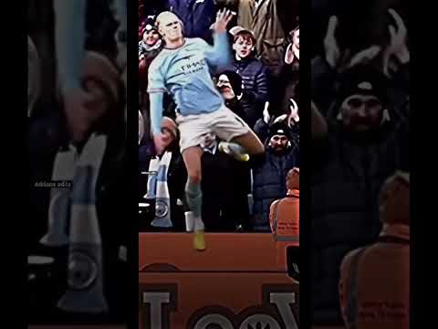 Ronaldo and Haaland jump 🫢 #jump#ronaldo#haaland