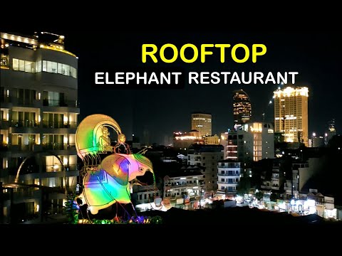 Visite o restaurante ROOOFTOP Phnom Penh Ohana Hotel Riverside | Vista noturna no Sisowath Quay | ស្កាយបារ