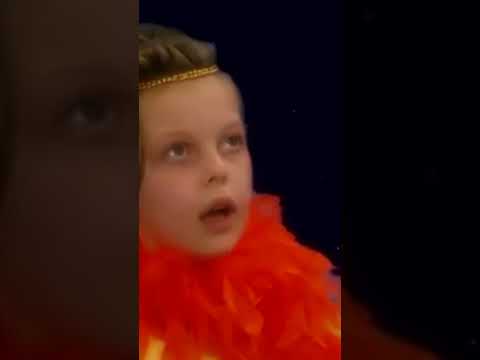 Toprak ve Çilek, Küçük Dudu'yla Karşılaştı!  - Sihirli Annem #shorts