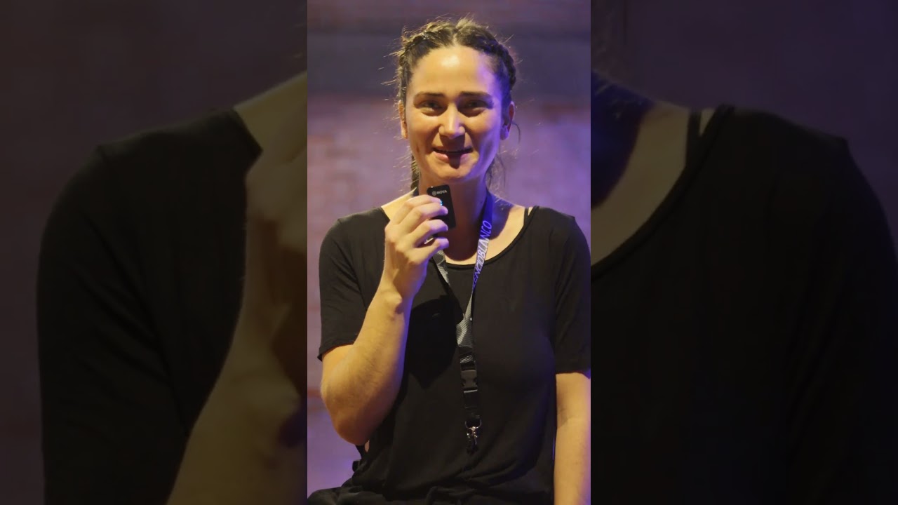 SILENCIO BLANCO - " DE PAPEL" EN EL TEATRO DE EMERGENCIA