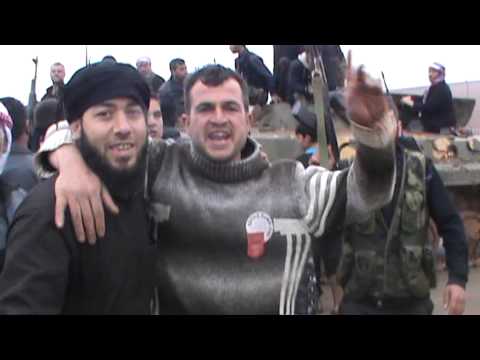 اغتنام عربة بي ام بي من قبل كتيبة الزبير بن العوام من حاجز حصرايا في ريف حماة