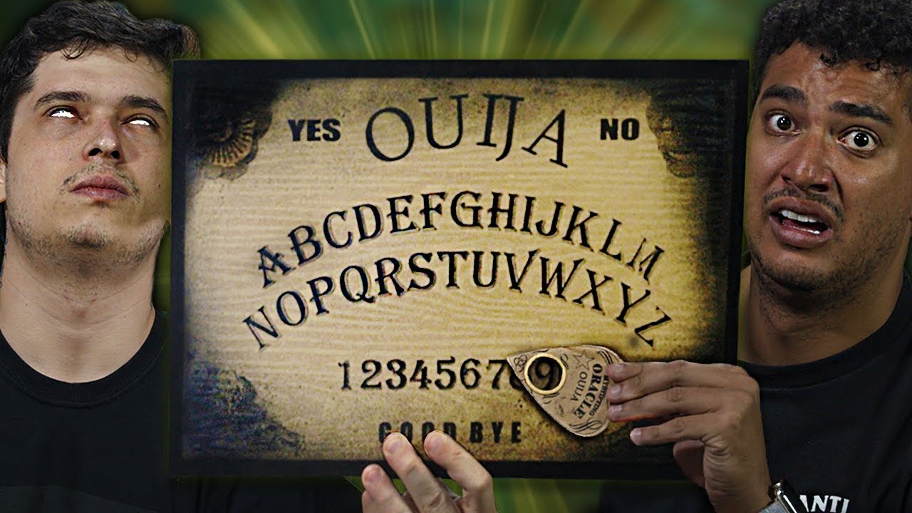 JOGAMOS O TABULEIRO OUIJA!! VEJA O QUE ACONTECEU - Desvendando Lendas Urbanas !!