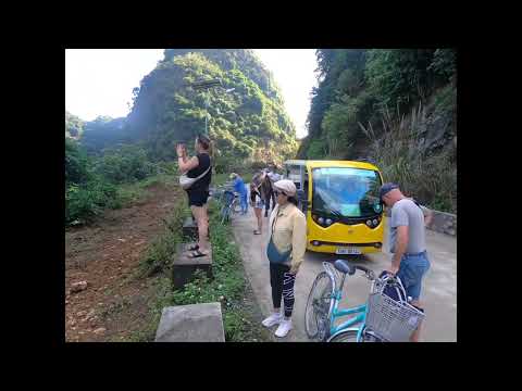 Visite a vila de Viet Hai de bicicleta😅Azië tour 🌴 22-23 🇸🇬 I🇮🇩 🇲🇾 🇻🇳 🇹🇭