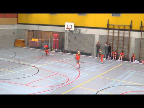 MVI 3397 - 20140104 MHCZ MD1 tegen Barendrecht MD1