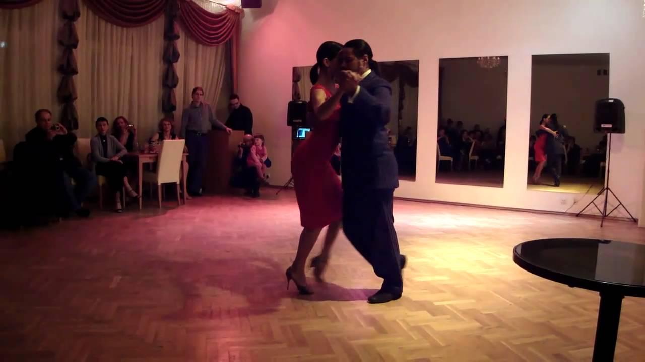 Amanda & Adrian Costa tango show 1 of 3 at the workshop milonga, Bielsko-Biala, 2010