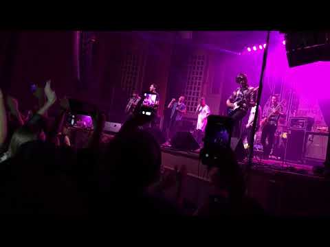 Dance Gavin Dance, Tilian, Travis, Jonny- “Uneasy Hearts Weigh The Most” live in Chicago