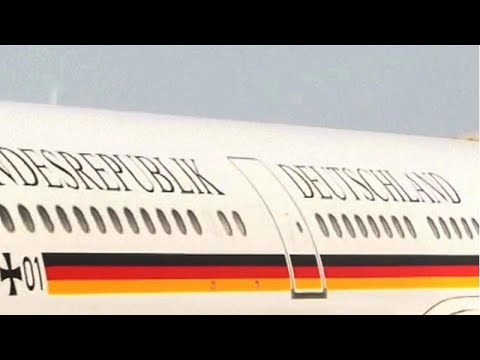 Flugbereitschaft stößt CO2 einer Kleinstadt aus Flugbereitschaft stößt CO2 einer Kleinstadt aus
