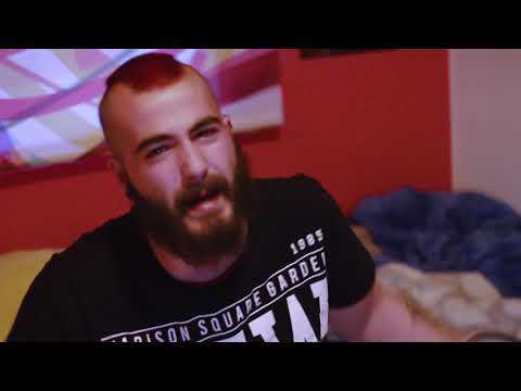 Elputoluismo - Tres 'Throw Up' ( Shot by @goldenirles )