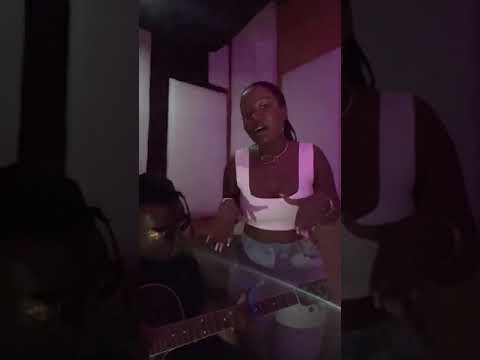 Lydia Jazmine #KAPEESA acoustic jamming with Bombamuzic 🎹🥰💃🏾