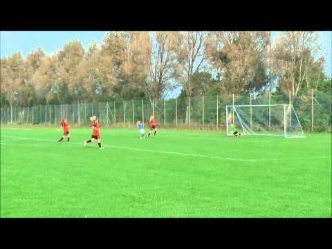 Cecilie Fløe scorer til 6 0  Middelfart vs  Lyseng 05 10 14