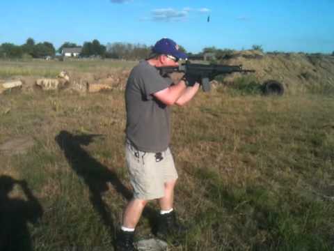 2011-08-13 - Fleming Firearms - FN FNC.MOV