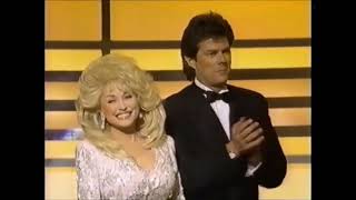Dolly Parton presents Whitney Houston the Grammy for &quot;I Will Always Love You&quot; (1994)