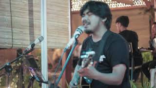 Download lagu kita pasti tua - fourtwenty cover by sudra mp3 Download lagu kita pasti tua - fourtwenty cover by sudra mp3