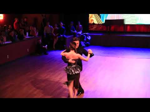  Anna Sokhnenko  and  Sergey Sokhnenko  are  dancing  to  the  vals  "  Cabeza de Novia  "  by  Juan D'Arienzo  at  White Nights tango festival  in  2018