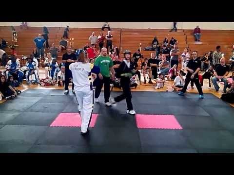 Raeylyn Perkins vs Robyn Lebuffe