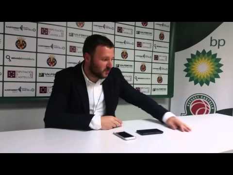 Rueda de Prensa Toni Ten tras el Amics - Oviedo