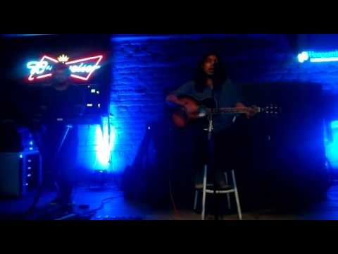 Vinit R Rai Kesariya LIVE at Imperfecto Vinit R Rai