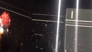 Shy'm- chaussure en plastique à Rouen