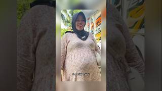 Download lagu Pregnant Women in Hijab and Plump Daster #pregnant #pregnantwomeninhijab #beautifulpregnant #preg... mp3