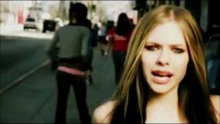 Avril Lavigne - Beatifully Broken.