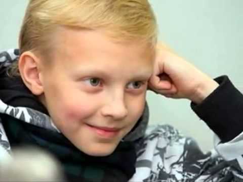 Yuriy Demidovich 'Volshebniy krolik' Belarus) Studio Version with Photo's